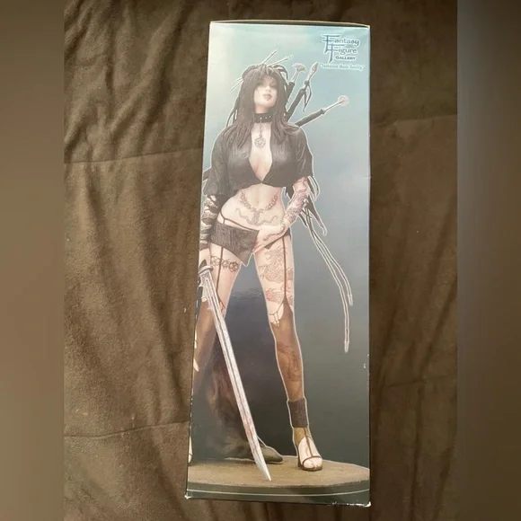 Medusa’s Gaze by Luis Royo MEDUSA´S GAZE